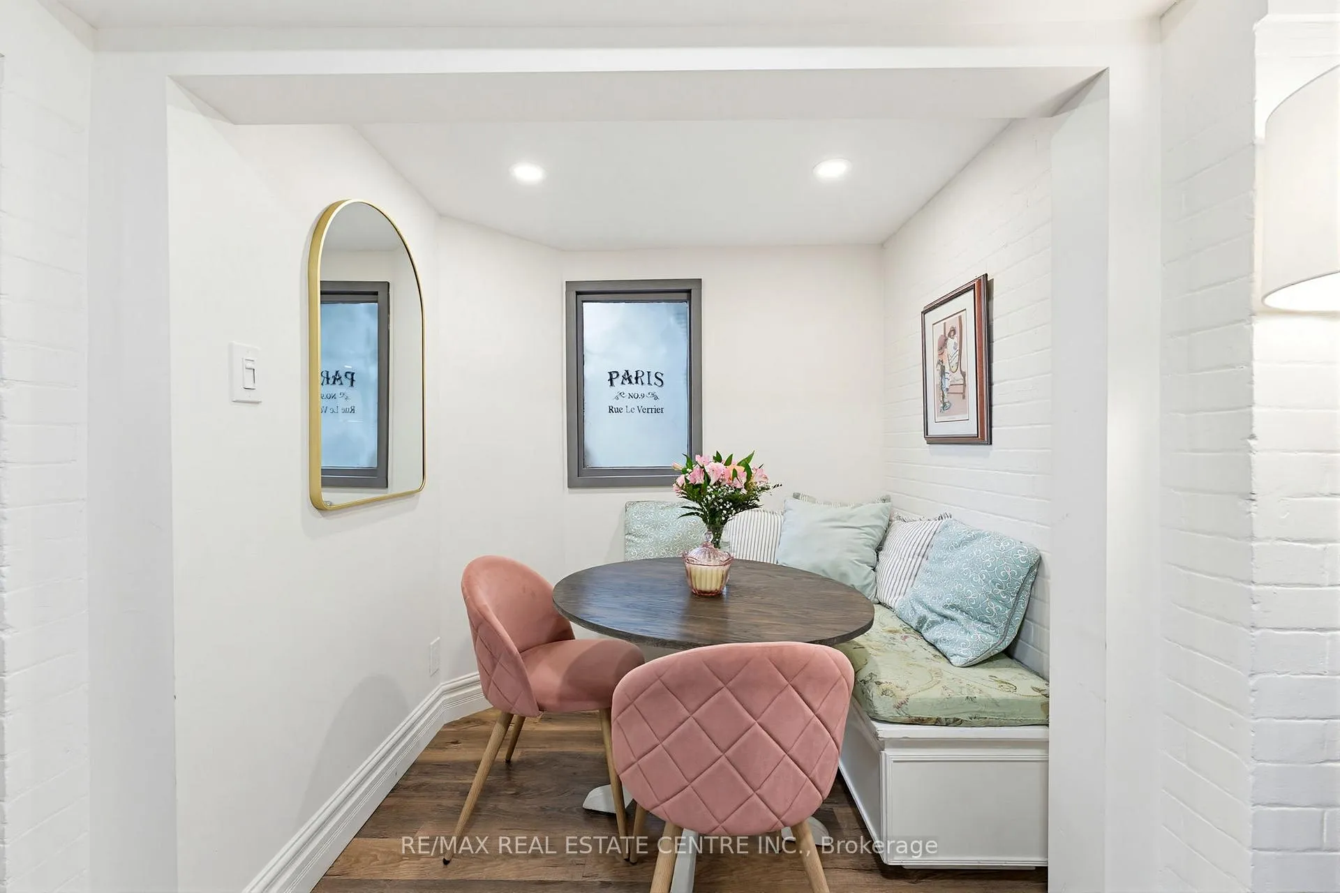 Photo 37 of 33 Brant Road N, Cambridge — HOMEH