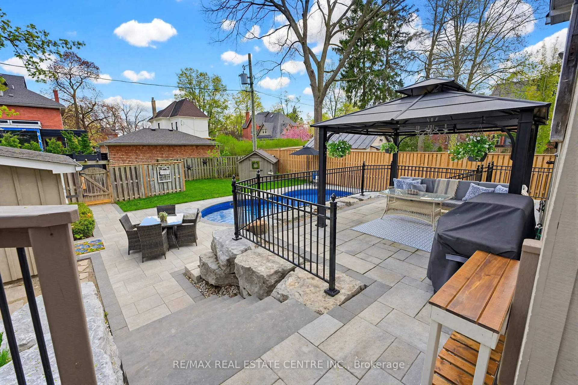 Photo 44 of 33 Brant Road N, Cambridge — HOMEH