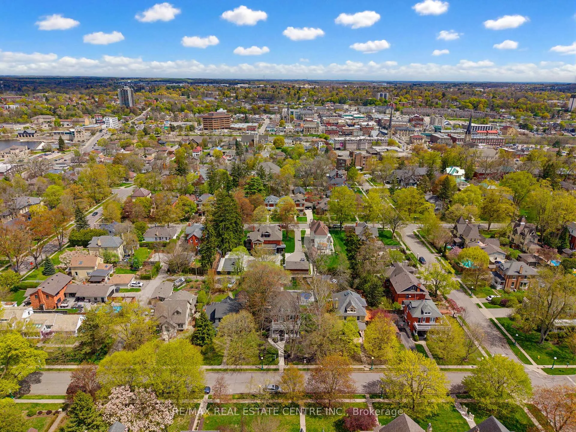 Photo 49 of 33 Brant Road N, Cambridge — HOMEH