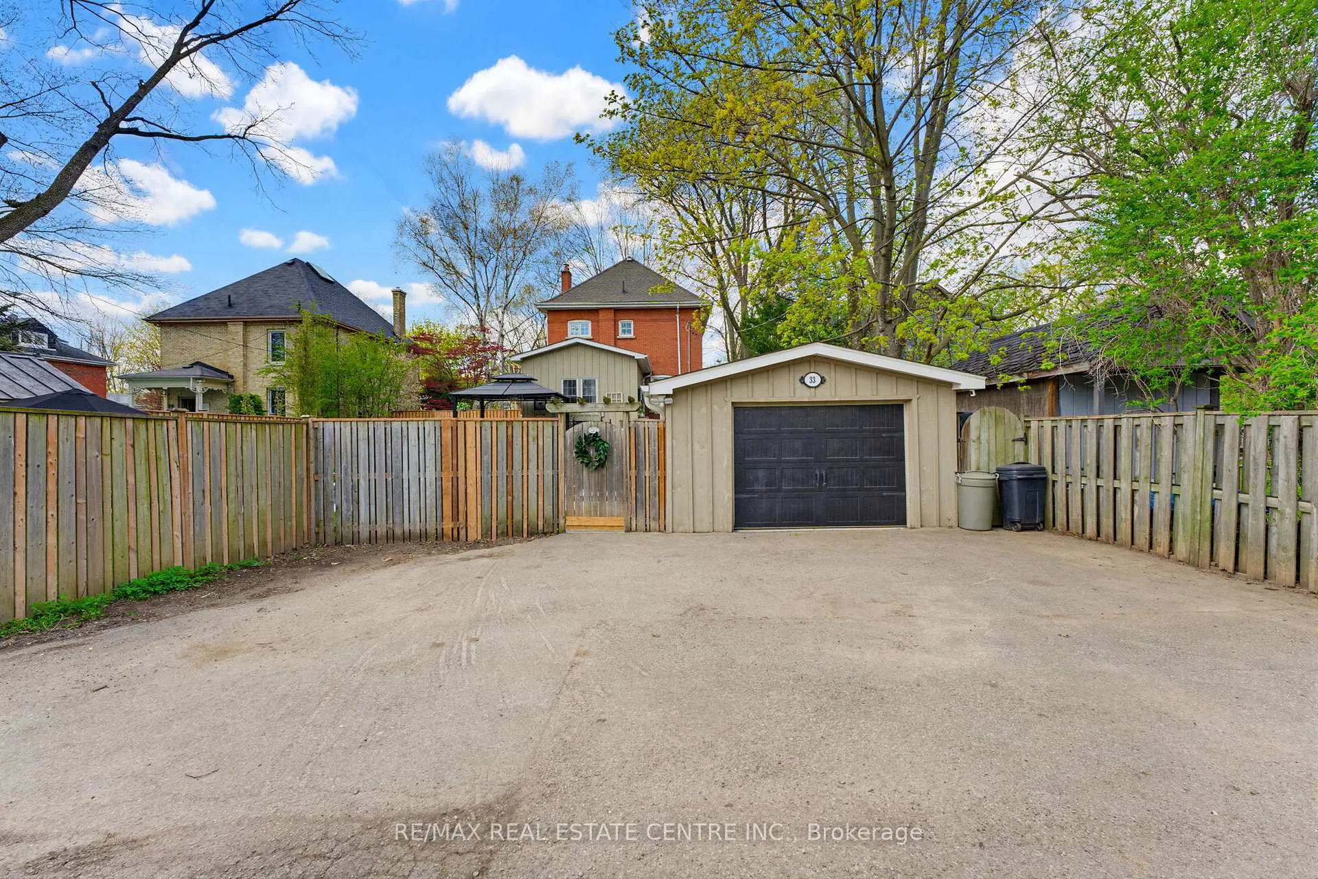 Photo 50 of 33 Brant Road N, Cambridge — HOMEH