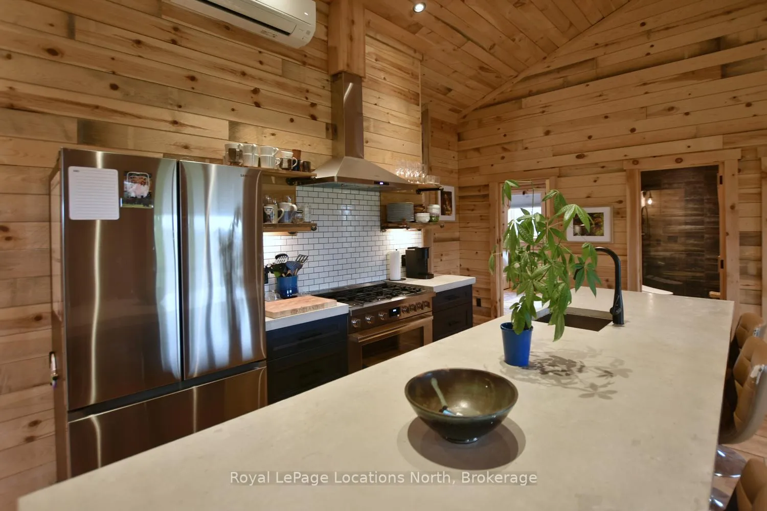 Photo 15 of 449341 10th Concession, Grey Highlands — HOMEH