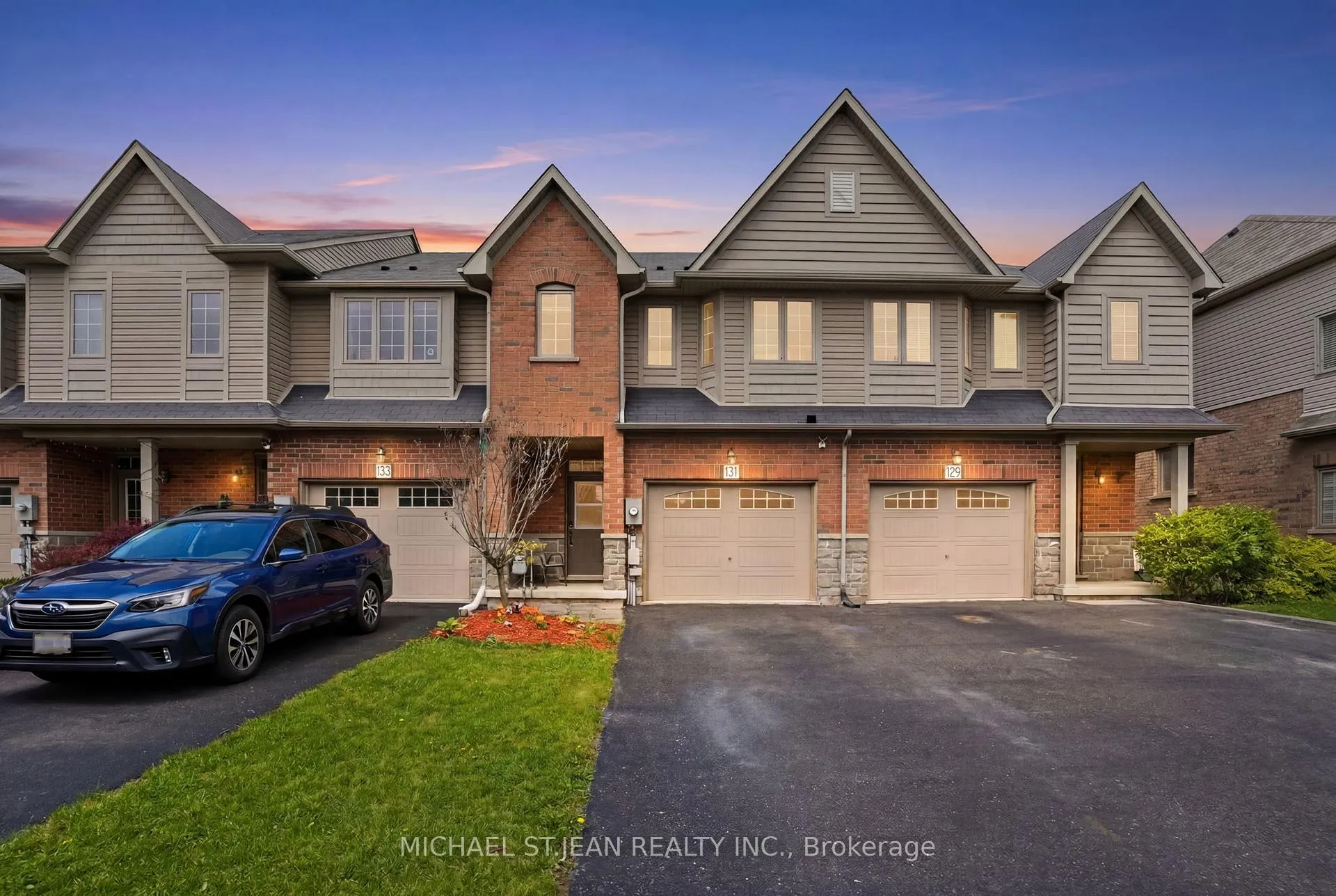 Photo 1 of 131 Bankfield Crescent, Hamilton, Stoney Creek Mountain — HOMEH