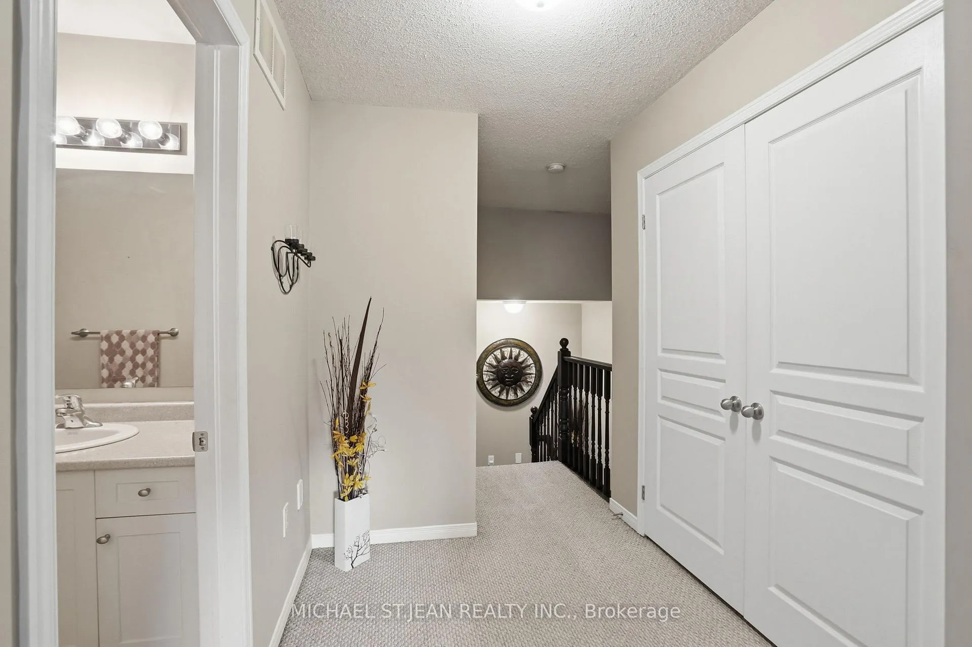 Photo 27 of 131 Bankfield Crescent, Hamilton, Stoney Creek Mountain — HOMEH