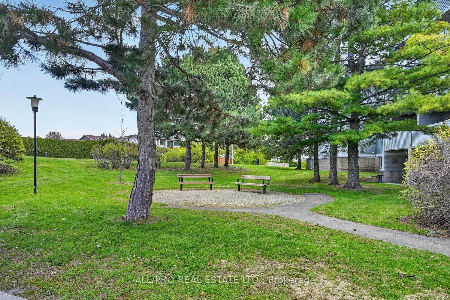 Photo 18 of Unit 111, 212 Viewmount Drive, Ottawa, Borden Farm/Stewart Farm/Carleton Heights/Parkwood Hills — HOMEH