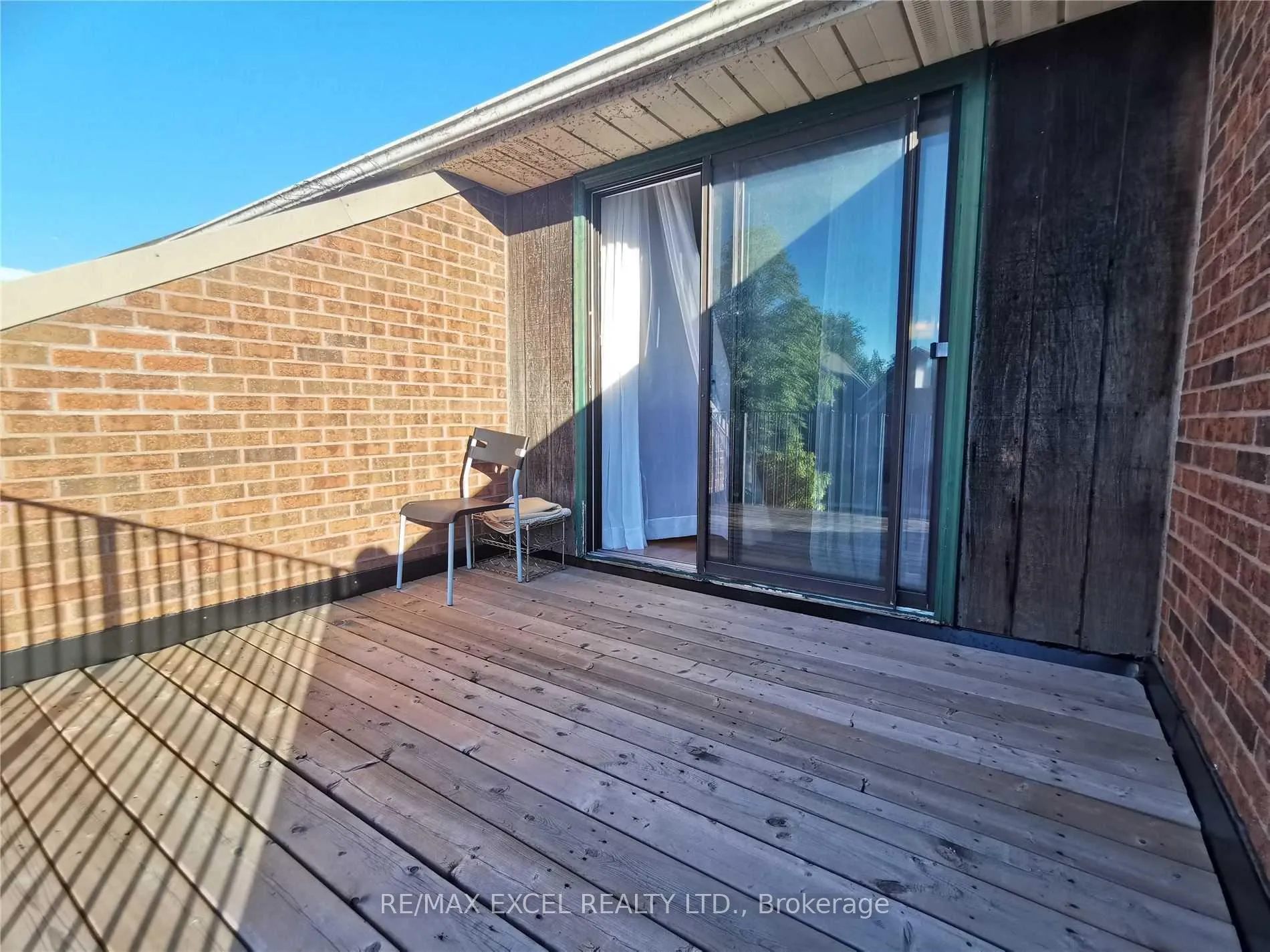 Photo 15 of 75 Ecclesfield Drive, Scarborough, Steeles — HOMEH