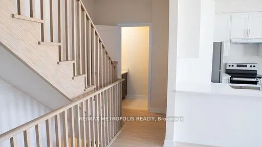 Photo 13 of 11 Chiffon Street, Vaughan, Steeles West Industrial — HOMEH