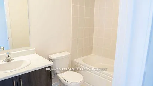 Photo 14 of 11 Chiffon Street, Vaughan, Steeles West Industrial — HOMEH