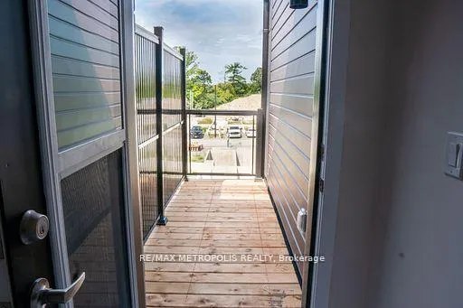 Photo 19 of 11 Chiffon Street, Vaughan, Steeles West Industrial — HOMEH
