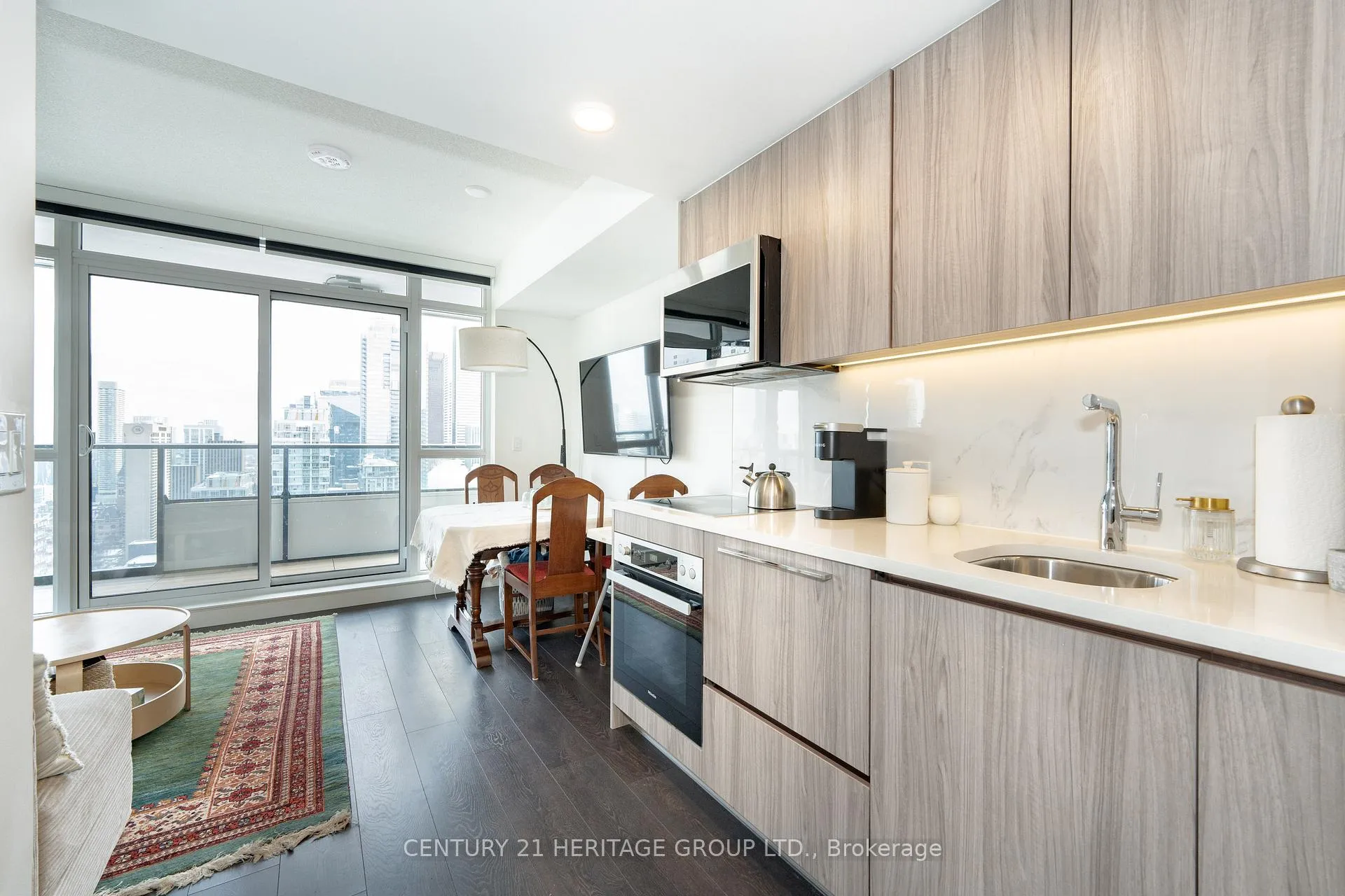 Photo 5 of Unit 4801, 38 Widmer Street, Toronto, Waterfront Communities — HOMEH