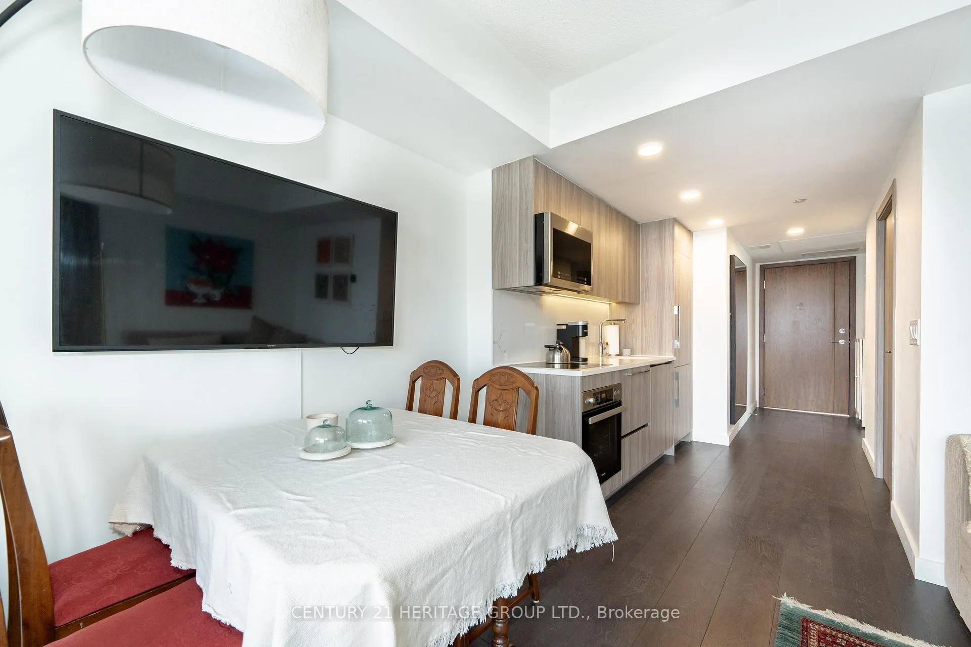 Photo 11 of Unit 4801, 38 Widmer Street, Toronto, Waterfront Communities — HOMEH