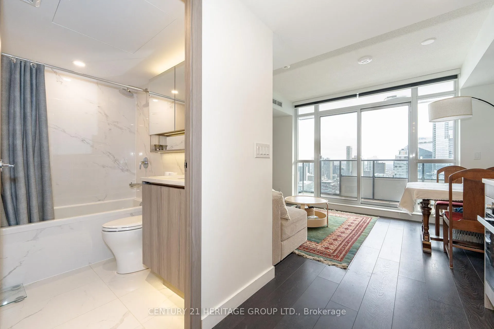 Photo 15 of Unit 4801, 38 Widmer Street, Toronto, Waterfront Communities — HOMEH