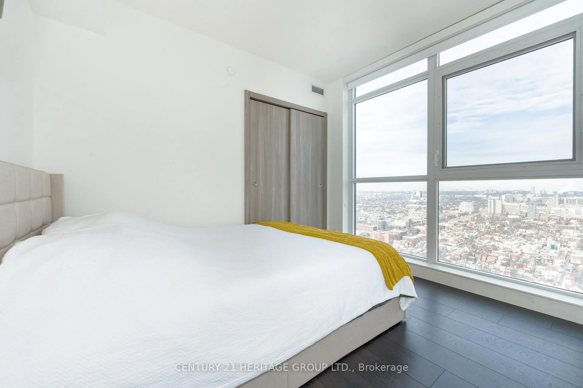 Photo 22 of Unit 4801, 38 Widmer Street, Toronto, Waterfront Communities — HOMEH