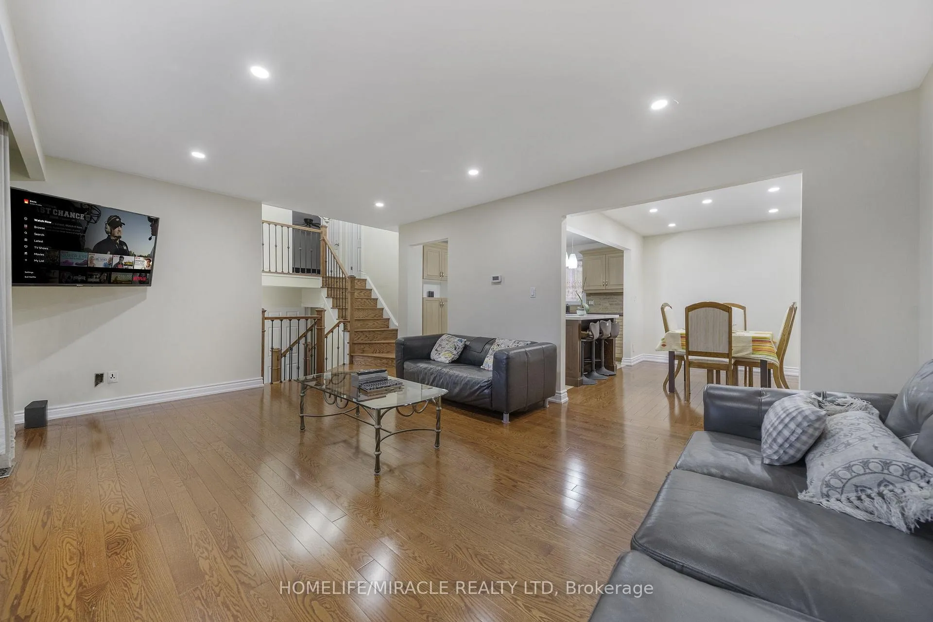 Photo 18 of 38 River View Drive, Brampton, Brampton East — HOMEH