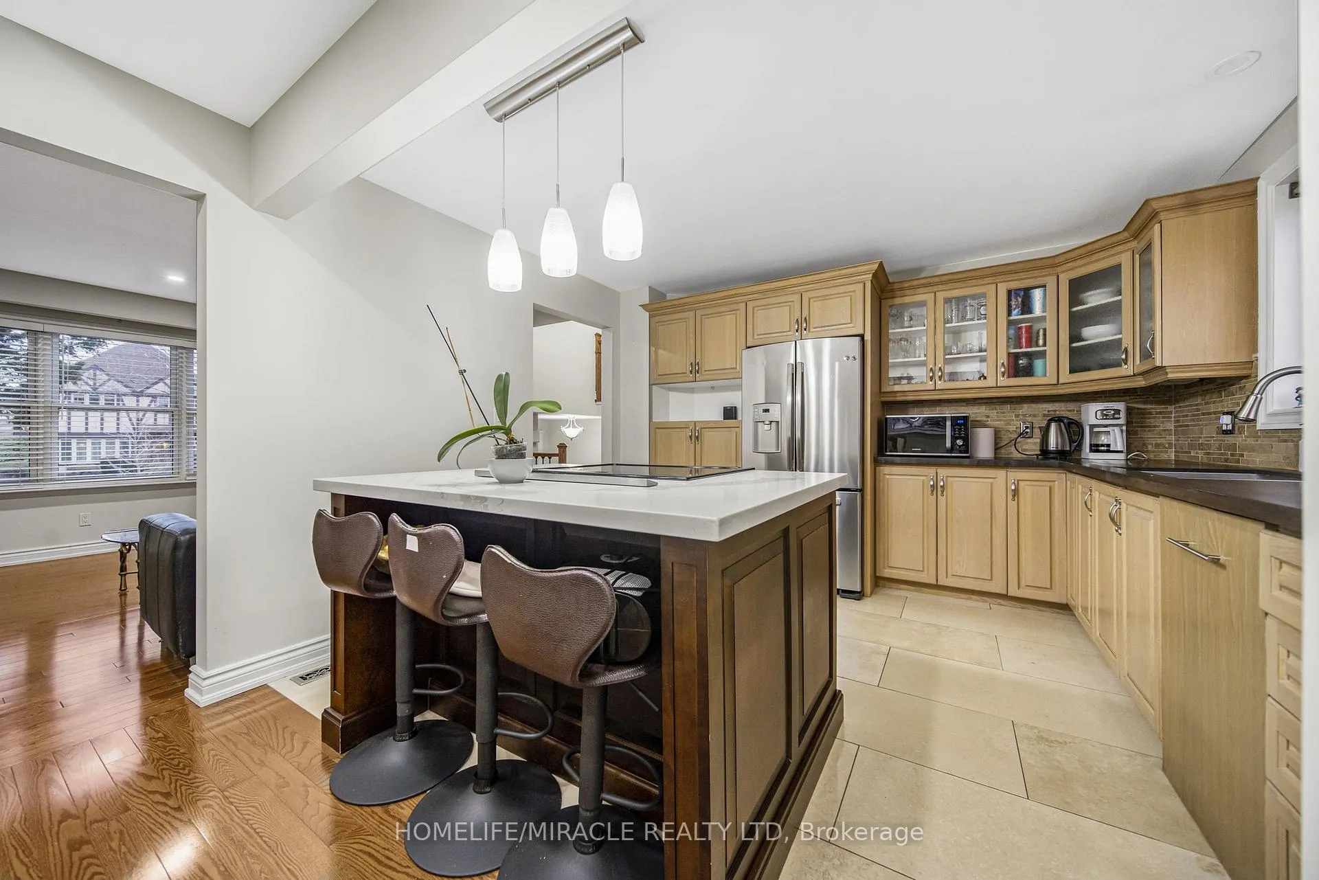 Photo 21 of 38 River View Drive, Brampton, Brampton East — HOMEH