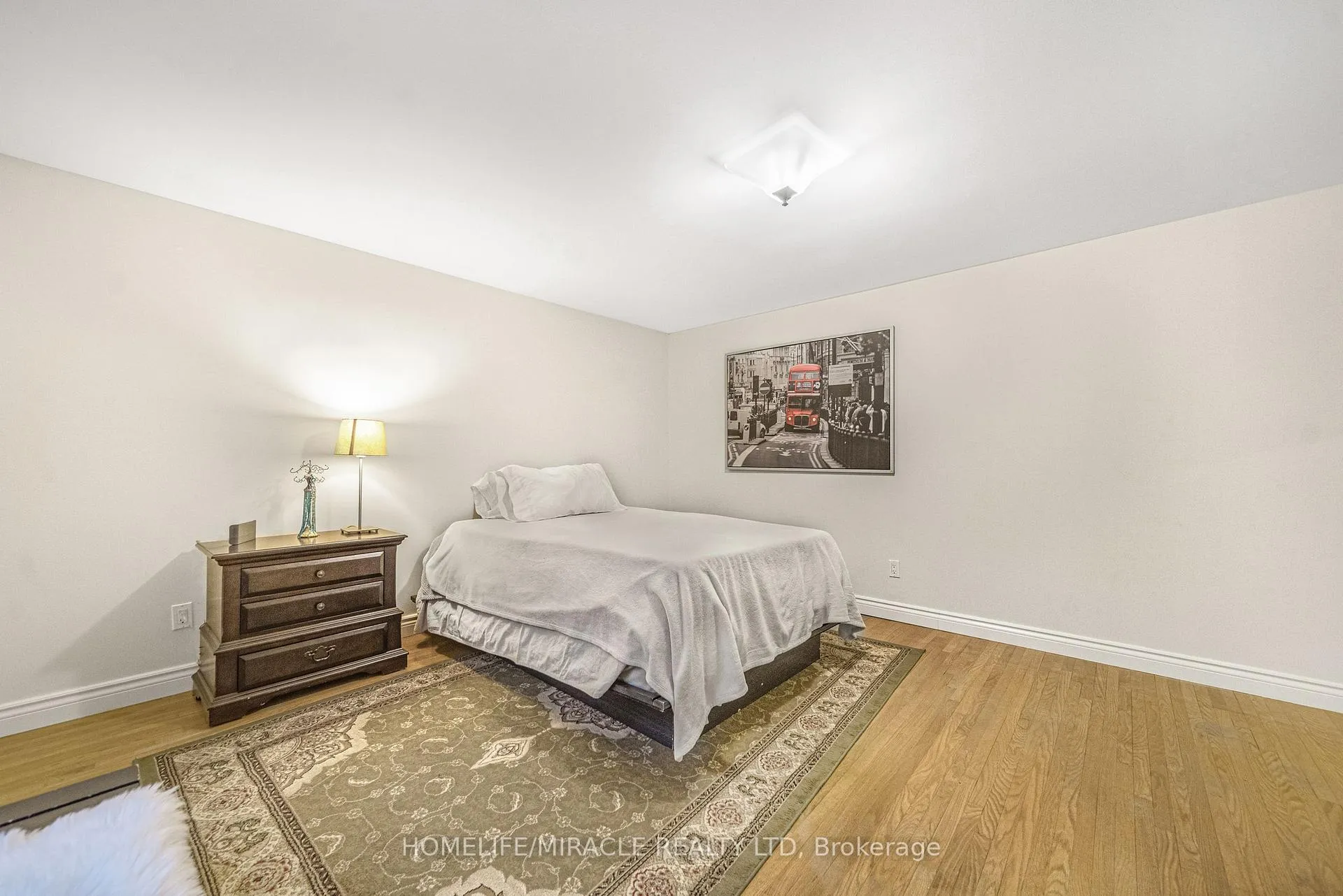 Photo 32 of 38 River View Drive, Brampton, Brampton East — HOMEH