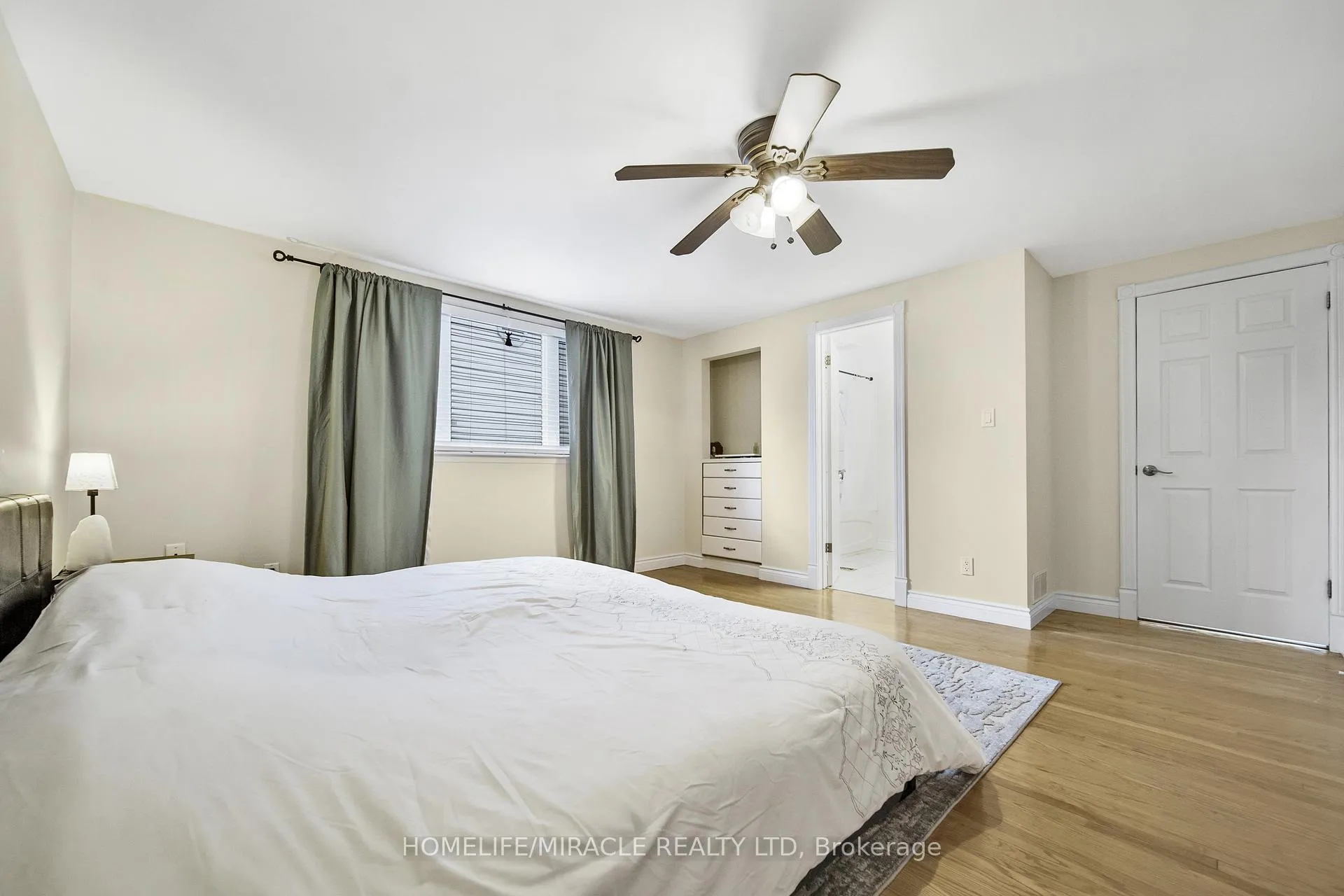 Photo 35 of 38 River View Drive, Brampton, Brampton East — HOMEH