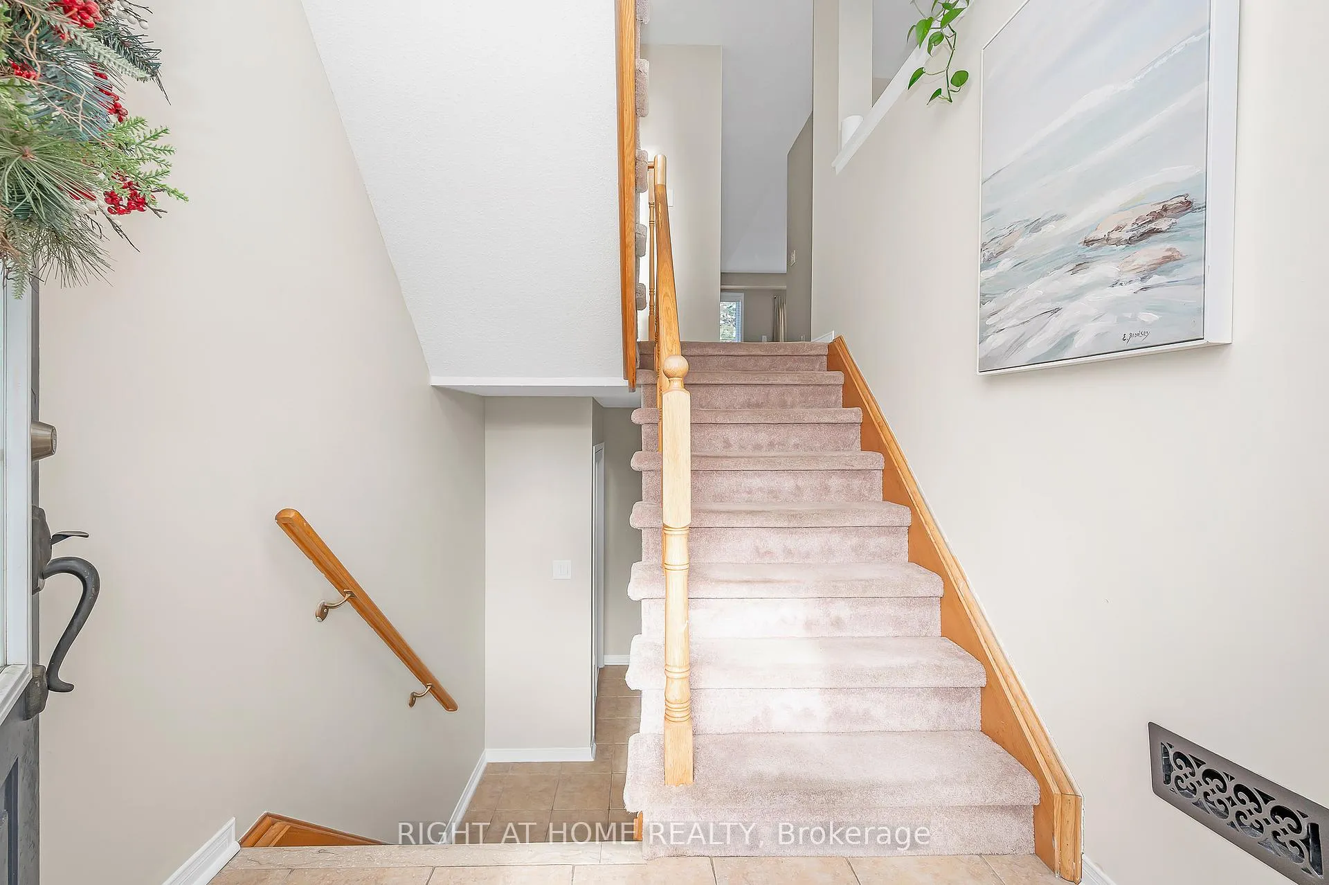 Photo 3 of 107 Bernard Avenue, Brampton, Fletcher's Creek South — HOMEH