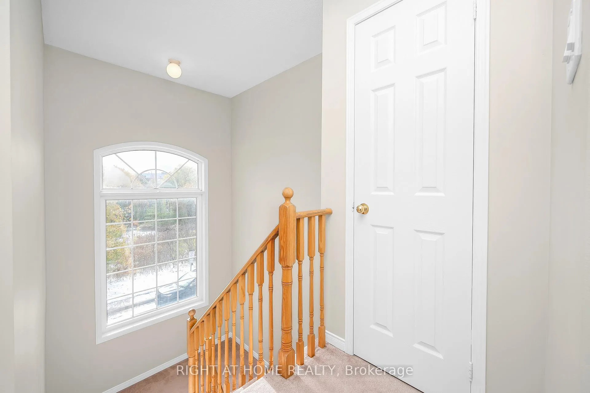 Photo 12 of 107 Bernard Avenue, Brampton, Fletcher's Creek South — HOMEH