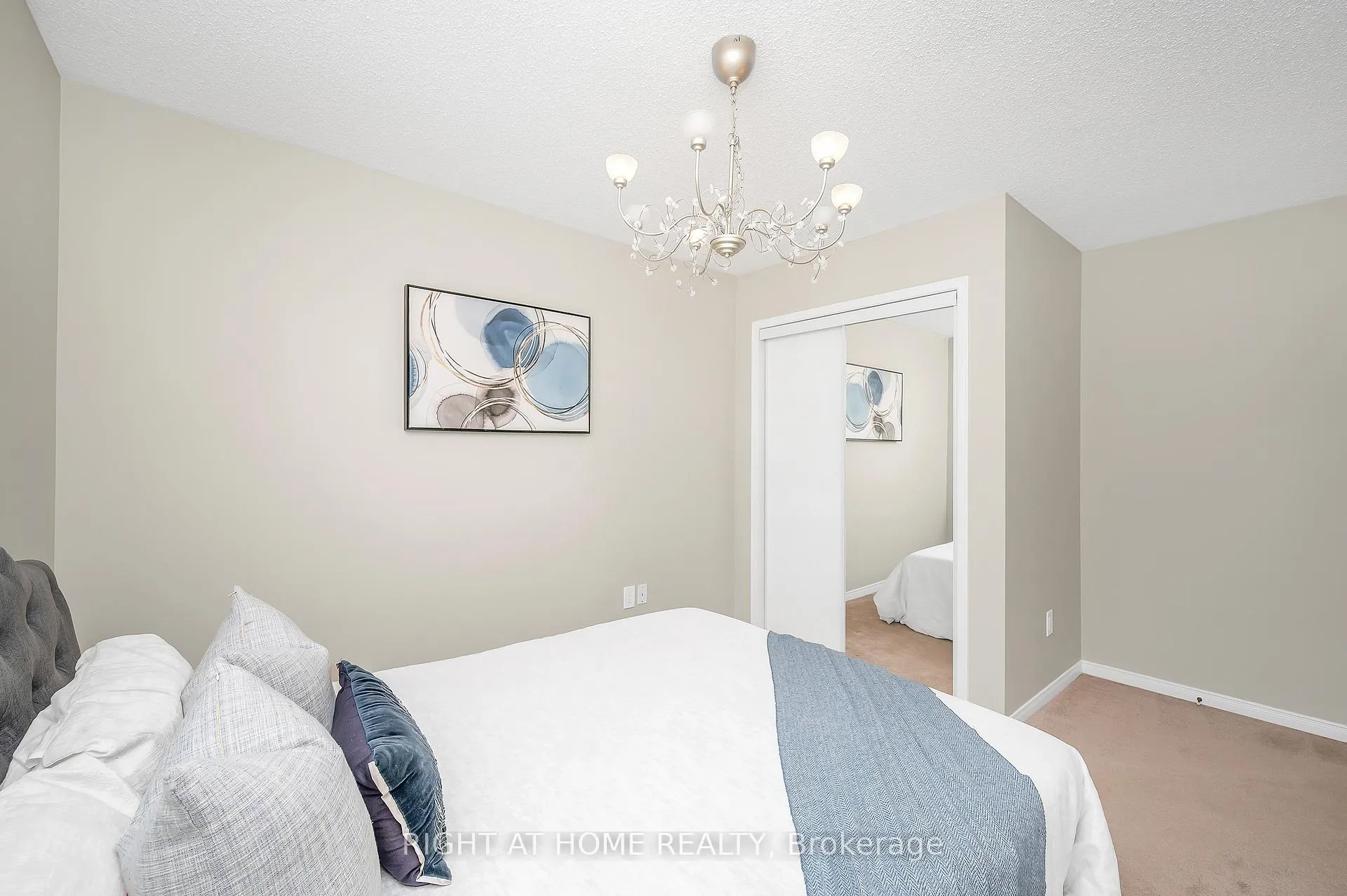 Photo 18 of 107 Bernard Avenue, Brampton, Fletcher's Creek South — HOMEH