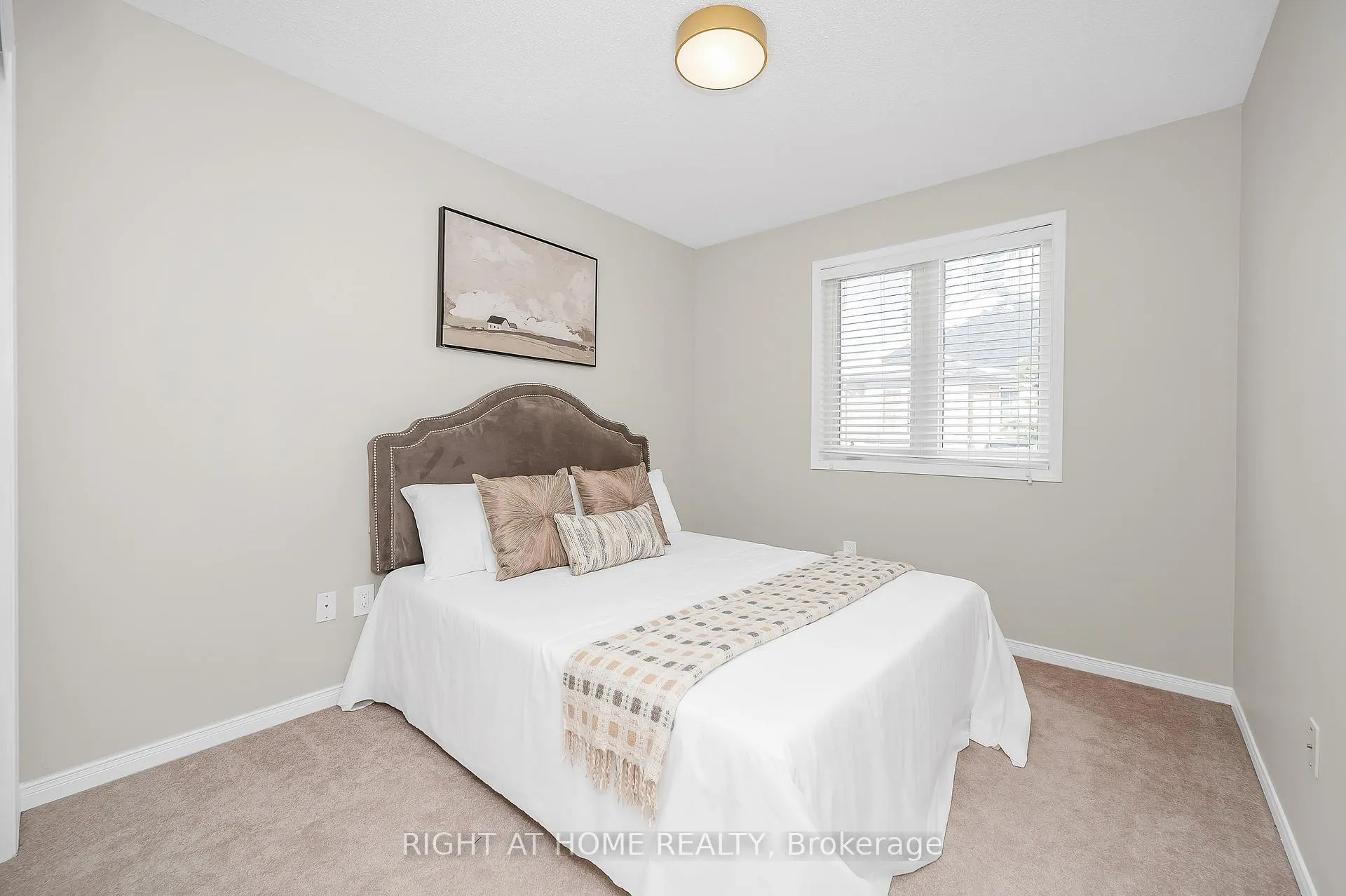 Photo 19 of 107 Bernard Avenue, Brampton, Fletcher's Creek South — HOMEH
