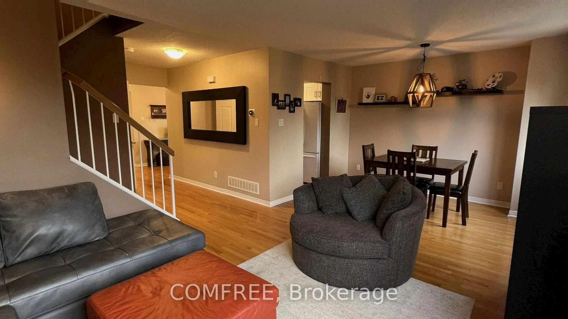 Photo 7 of 10 Durbin Court, Ottawa, Kanata - Katimavik — HOMEH