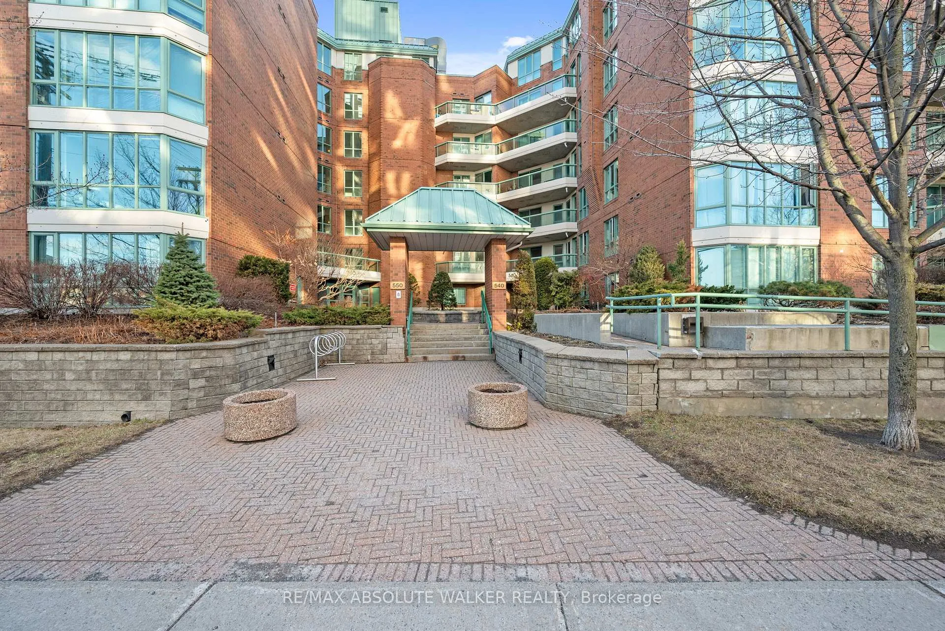 Photo 2 of Unit 113, 540 Cambridge Street S, Ottawa, West Centre Town — HOMEH