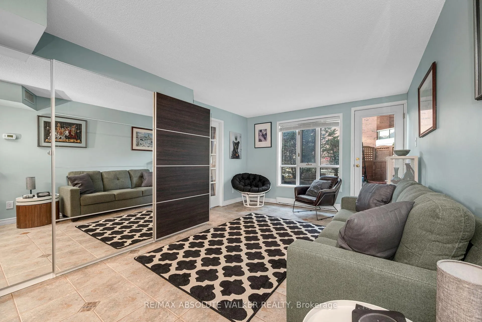 Photo 5 of Unit 113, 540 Cambridge Street S, Ottawa, West Centre Town — HOMEH