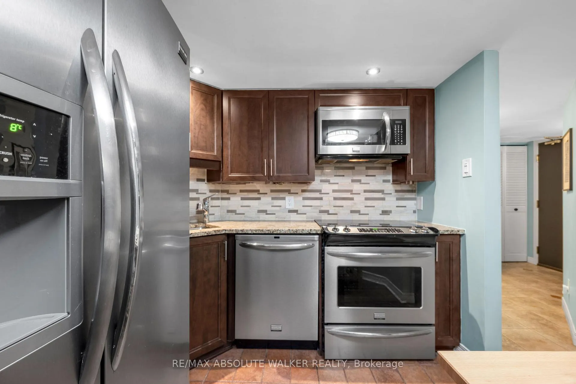 Photo 11 of Unit 113, 540 Cambridge Street S, Ottawa, West Centre Town — HOMEH