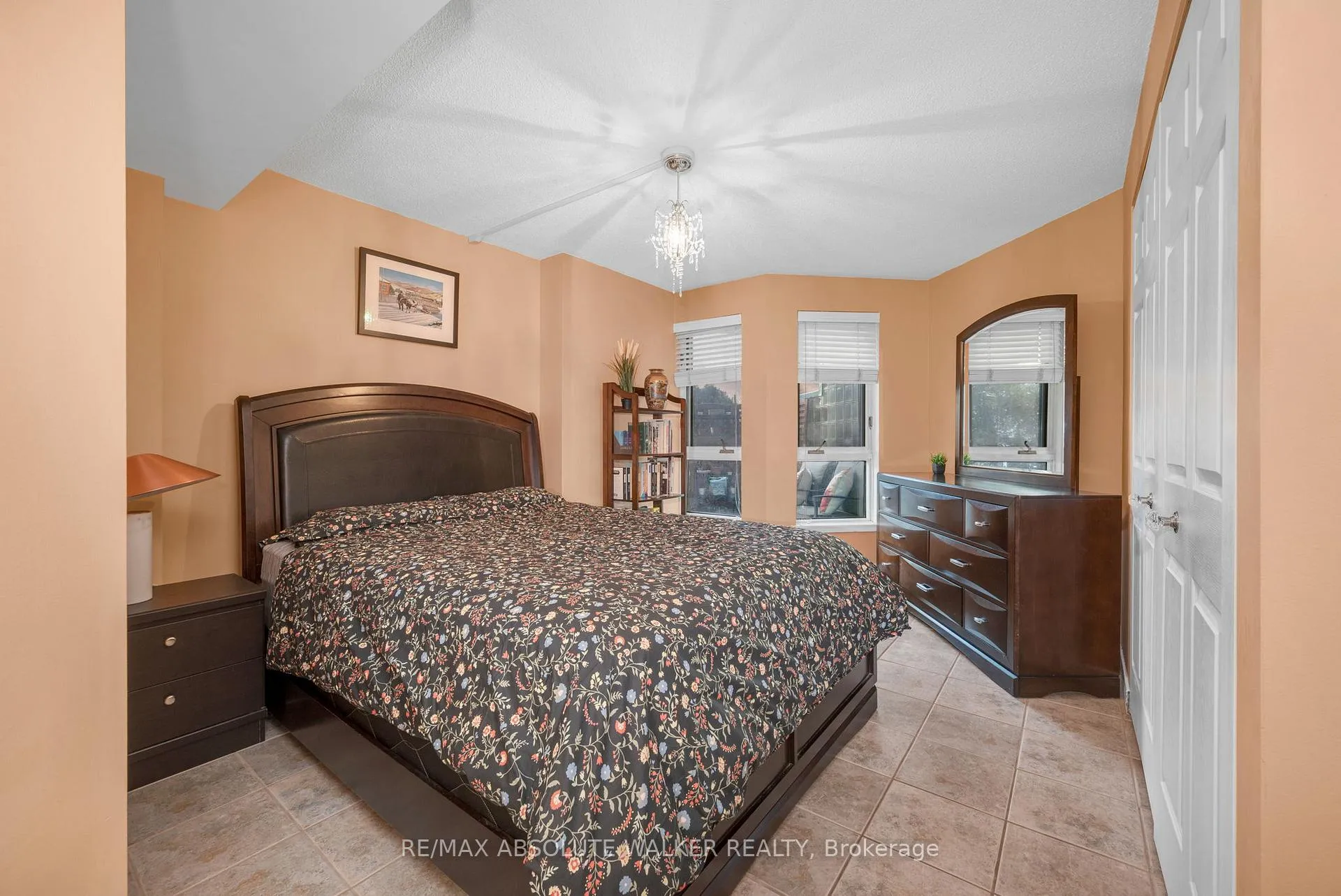Photo 16 of Unit 113, 540 Cambridge Street S, Ottawa, West Centre Town — HOMEH