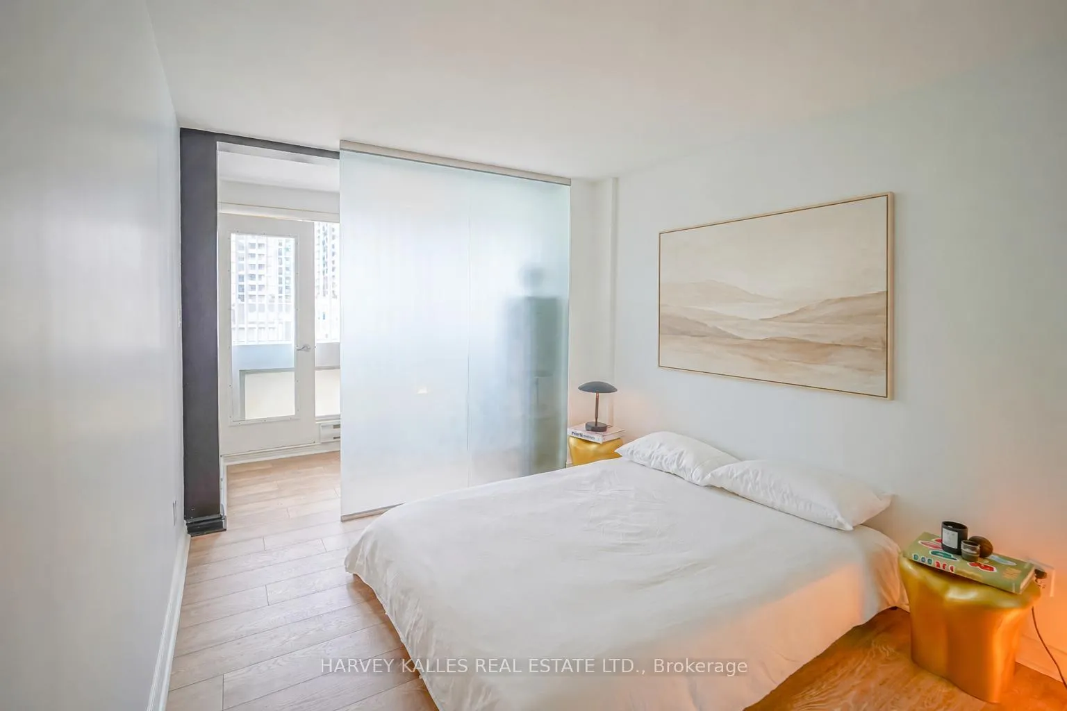 Photo 10 of Unit 609, 7 Broadway Avenue, Toronto, Mount Pleasant West — HOMEH