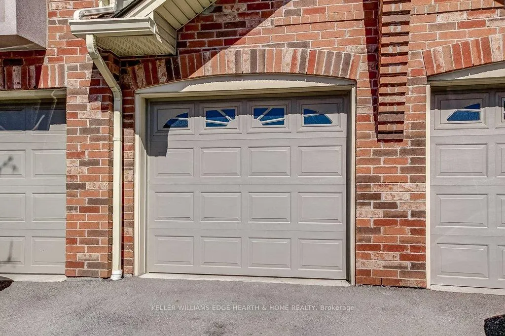 Photo 3 of Unit 41, 4045 Upper Middle Road, Burlington, Rose — HOMEH