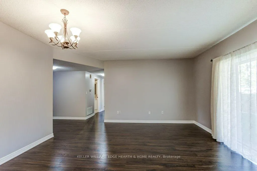 Photo 12 of Unit 41, 4045 Upper Middle Road, Burlington, Rose — HOMEH