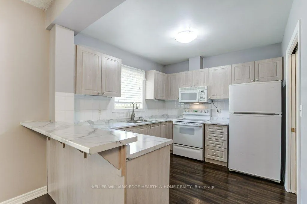 Photo 14 of Unit 41, 4045 Upper Middle Road, Burlington, Rose — HOMEH