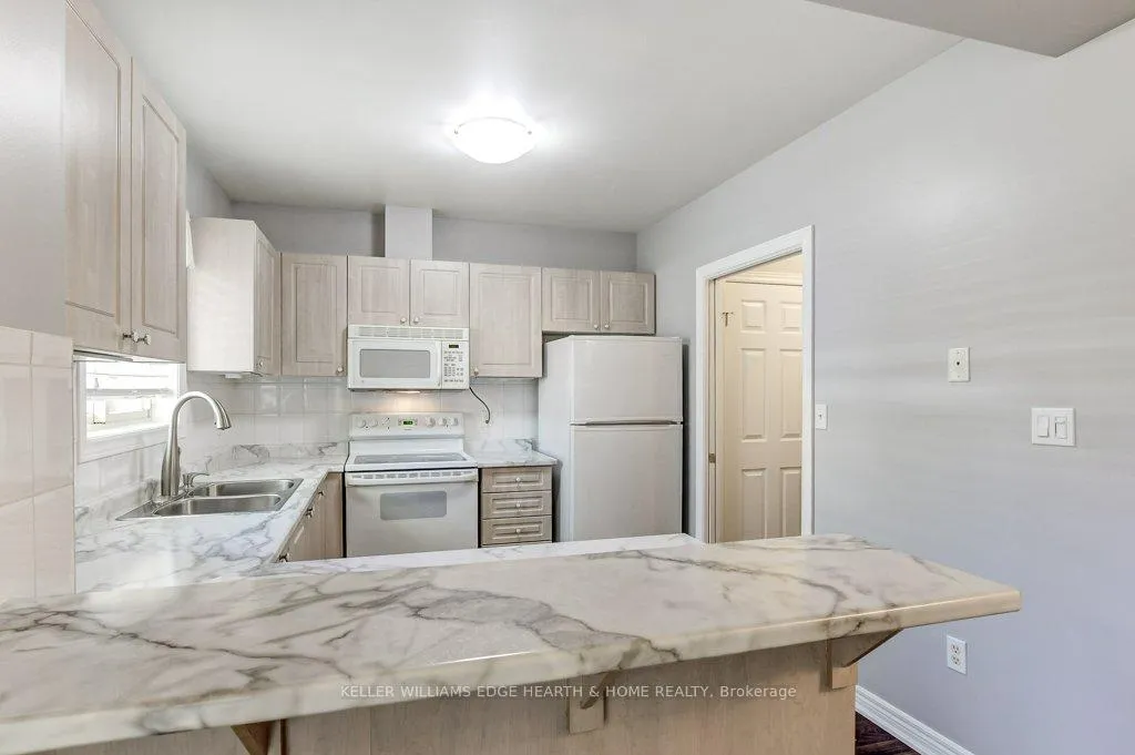 Photo 15 of Unit 41, 4045 Upper Middle Road, Burlington, Rose — HOMEH