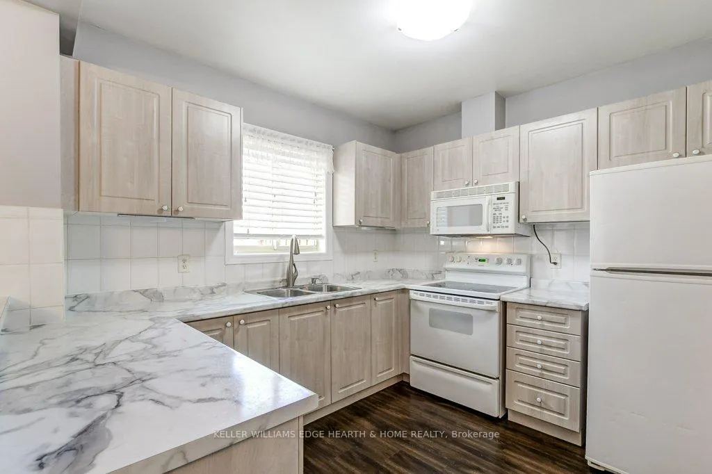 Photo 16 of Unit 41, 4045 Upper Middle Road, Burlington, Rose — HOMEH