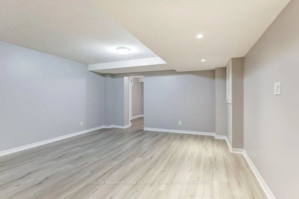Photo 30 of Unit 41, 4045 Upper Middle Road, Burlington, Rose — HOMEH