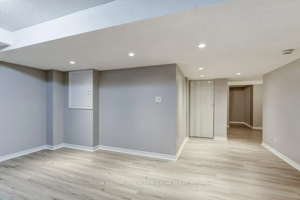 Photo 31 of Unit 41, 4045 Upper Middle Road, Burlington, Rose — HOMEH