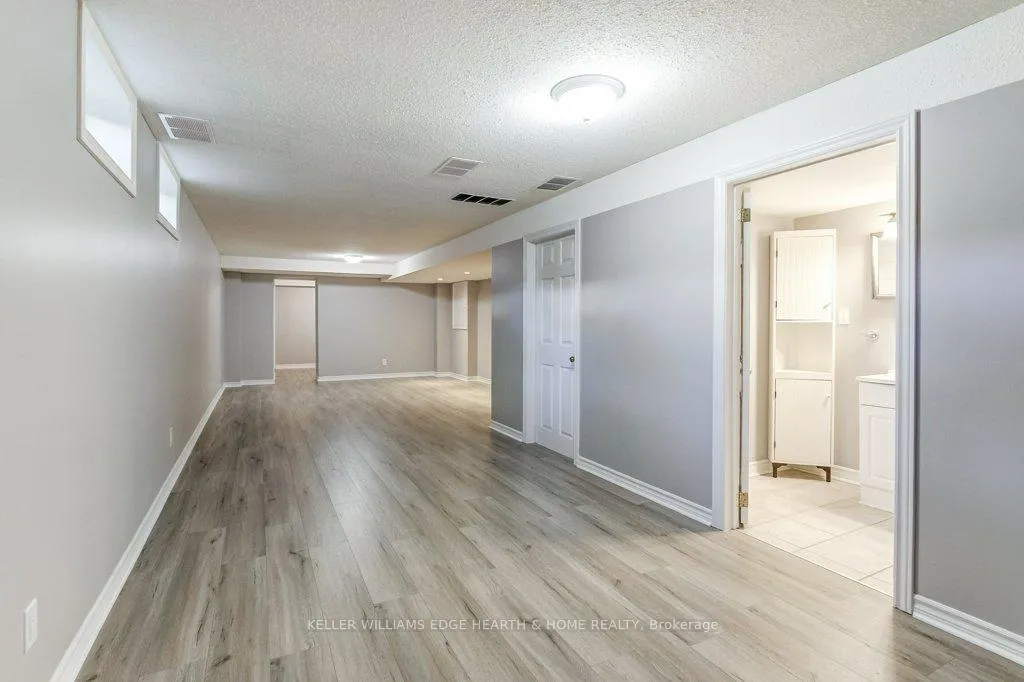 Photo 33 of Unit 41, 4045 Upper Middle Road, Burlington, Rose — HOMEH