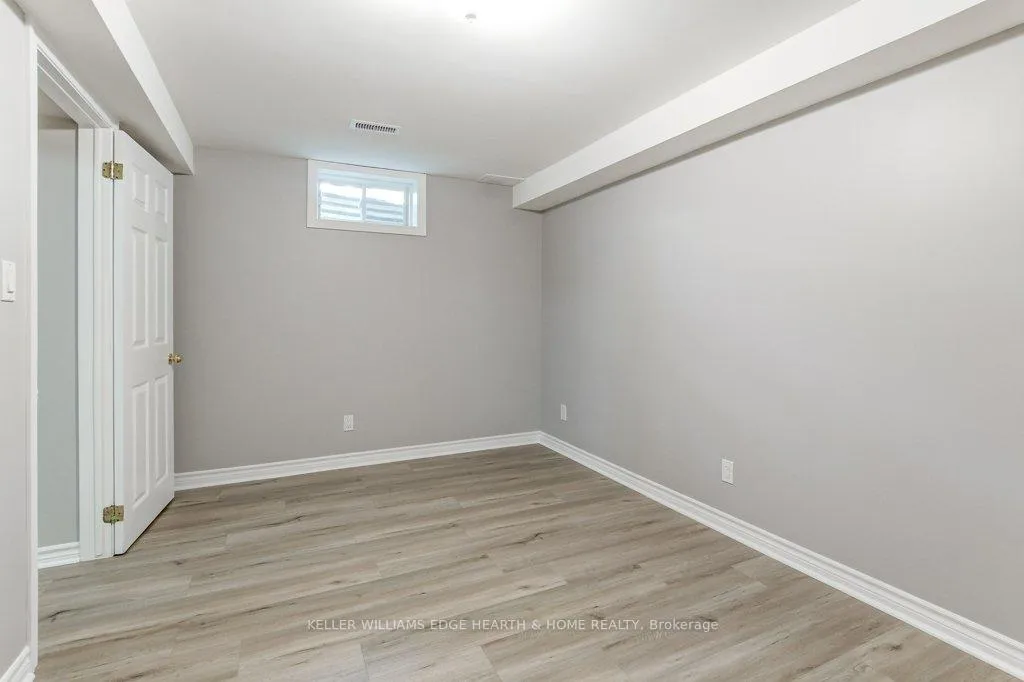 Photo 37 of Unit 41, 4045 Upper Middle Road, Burlington, Rose — HOMEH