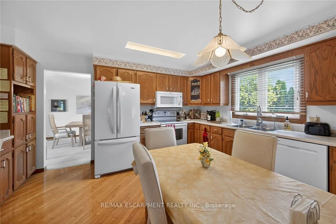 Photo 15 of 10 Normandy Court, Norfolk, Waterford — HOMEH