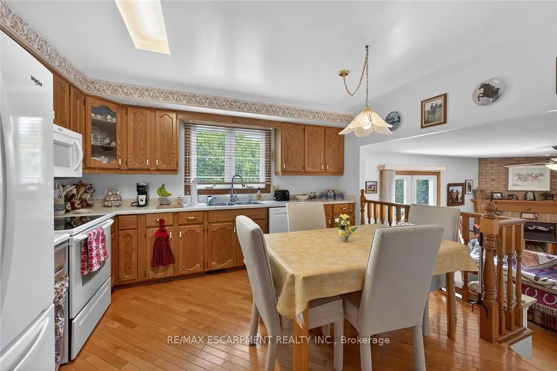 Photo 16 of 10 Normandy Court, Norfolk, Waterford — HOMEH
