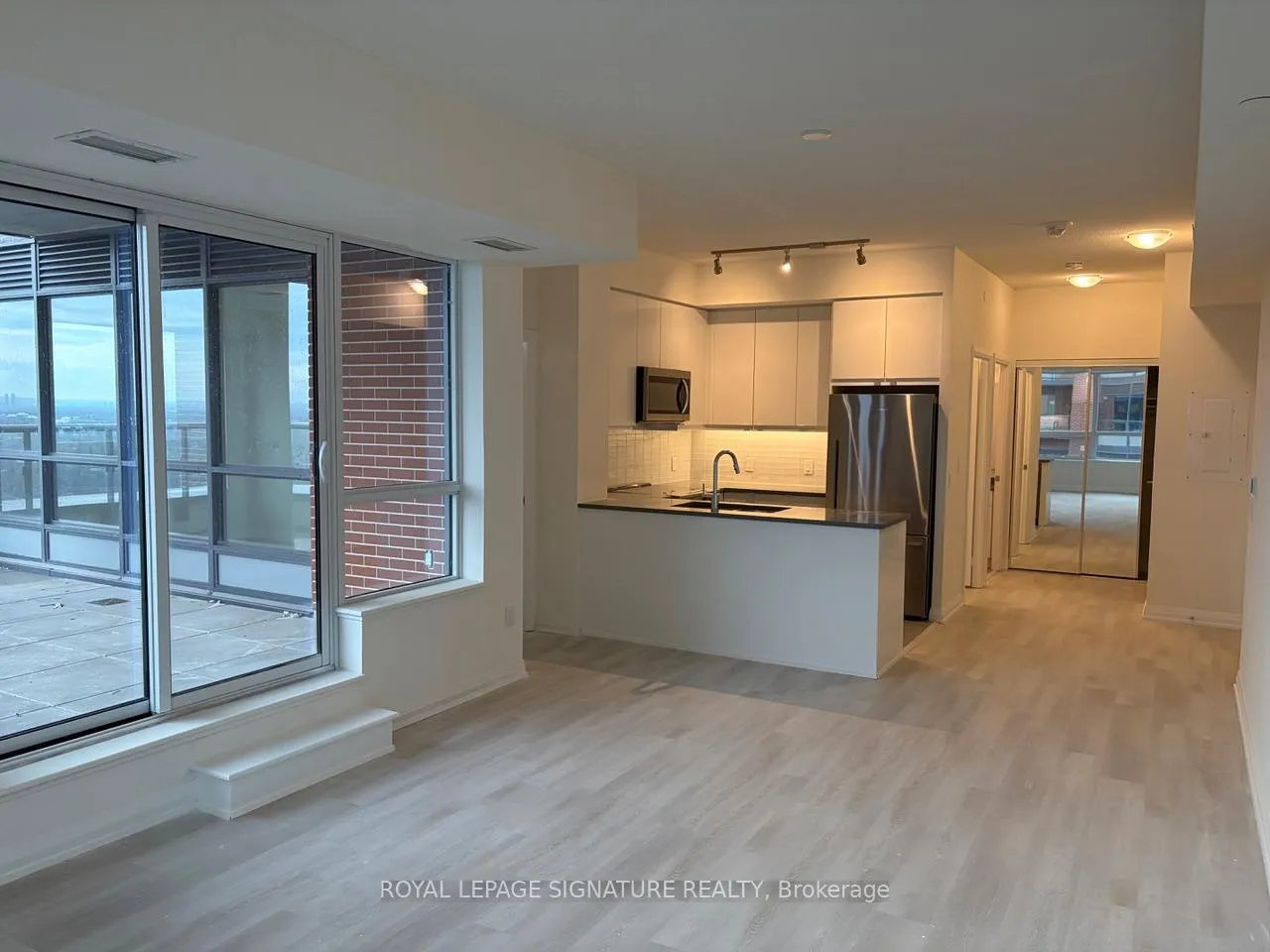 Photo 3 of Unit Lph26, 3270 Sheppard Avenue, Scarborough, Tam O'Shanter-Sullivan — HOMEH