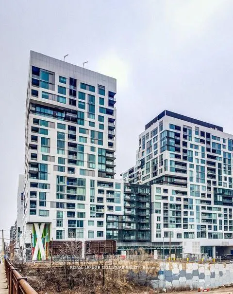 Front of Unit 1218, 576 Front Street W