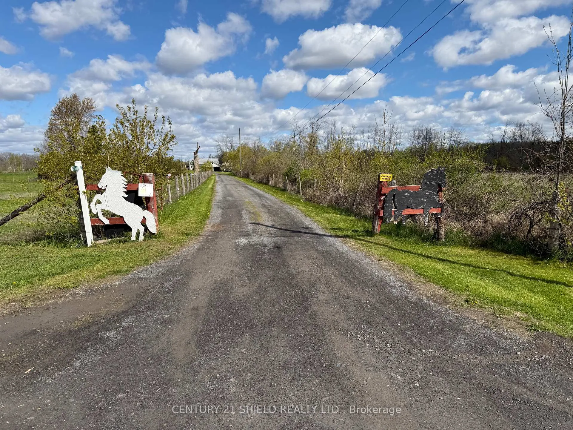 Photo 2 of 17637 Island Rd E, South Stormont, South Stormont (Cornwall) Twp — HOMEH