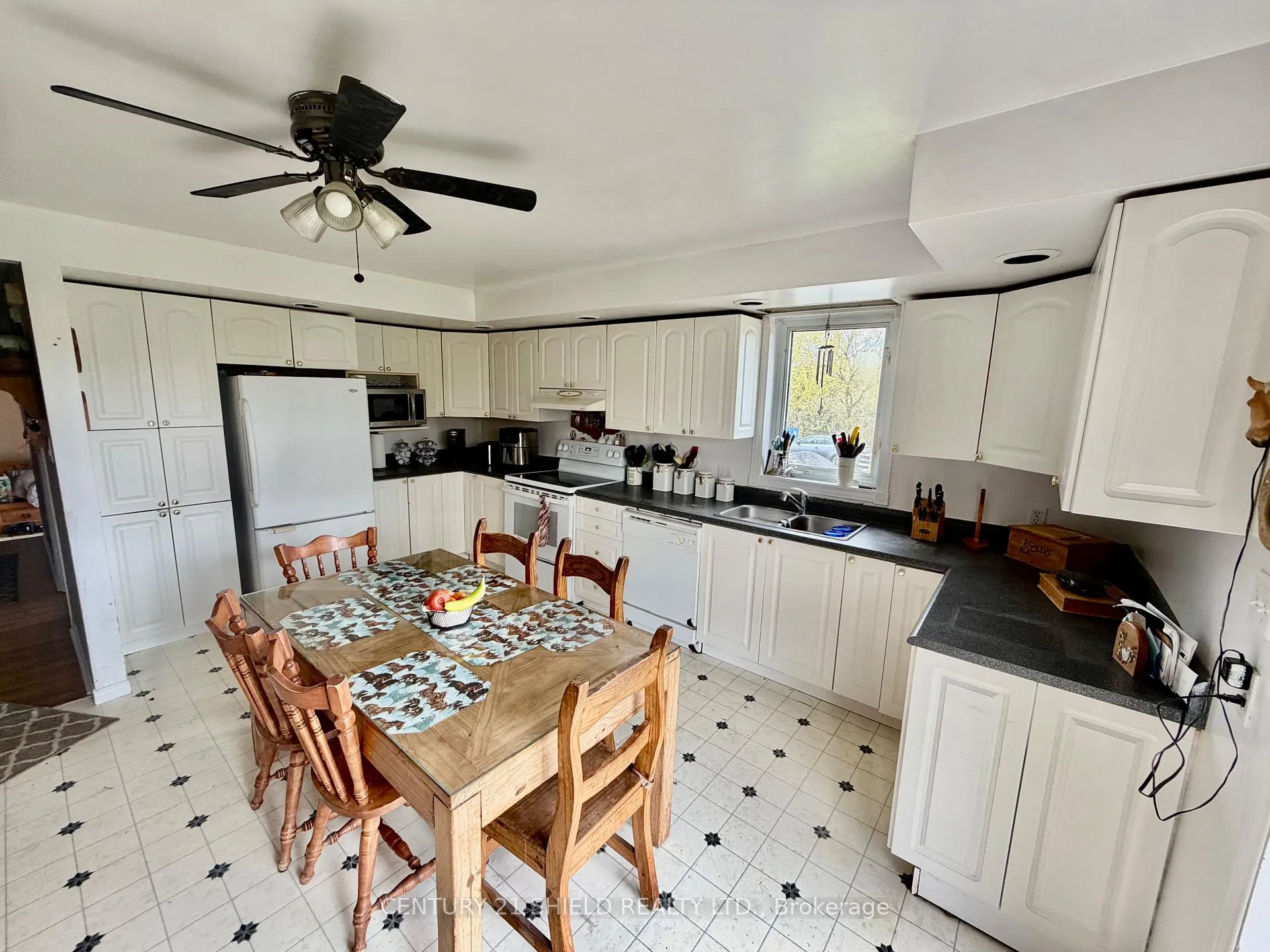 Photo 17 of 17637 Island Rd E, South Stormont, South Stormont (Cornwall) Twp — HOMEH