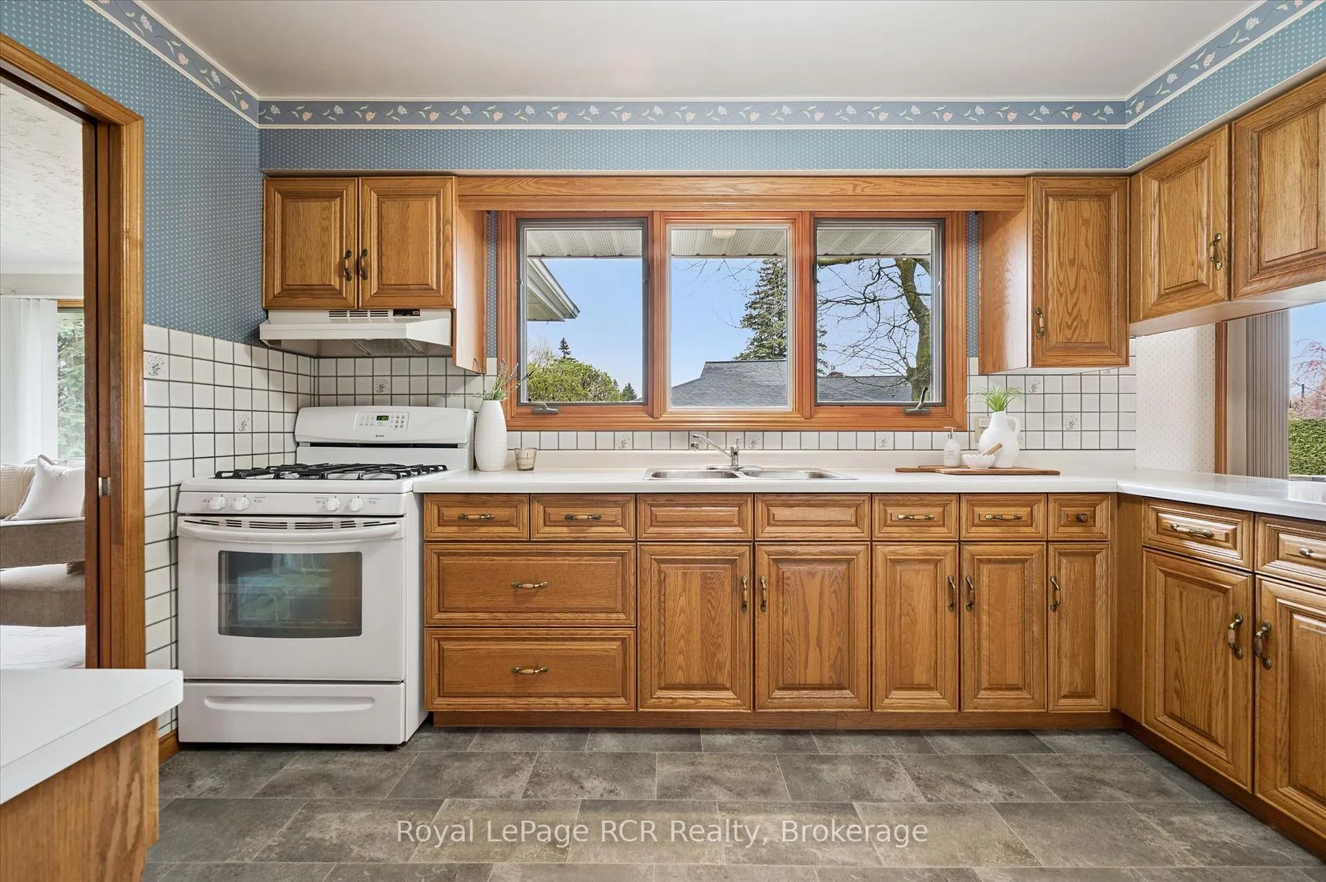 Photo 32 of 5 Jackson Crescent, North Perth, Listowel — HOMEH