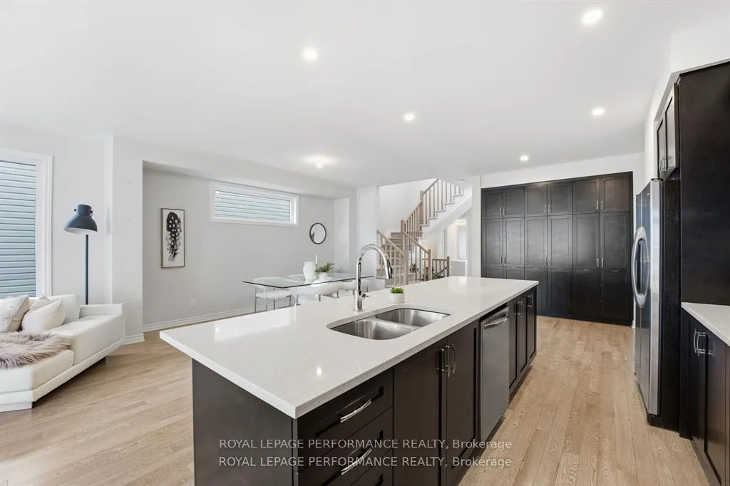 Photo 12 of 162 Lumen Place, Ottawa, Chapel Hill South - Orleans Village — HOMEH