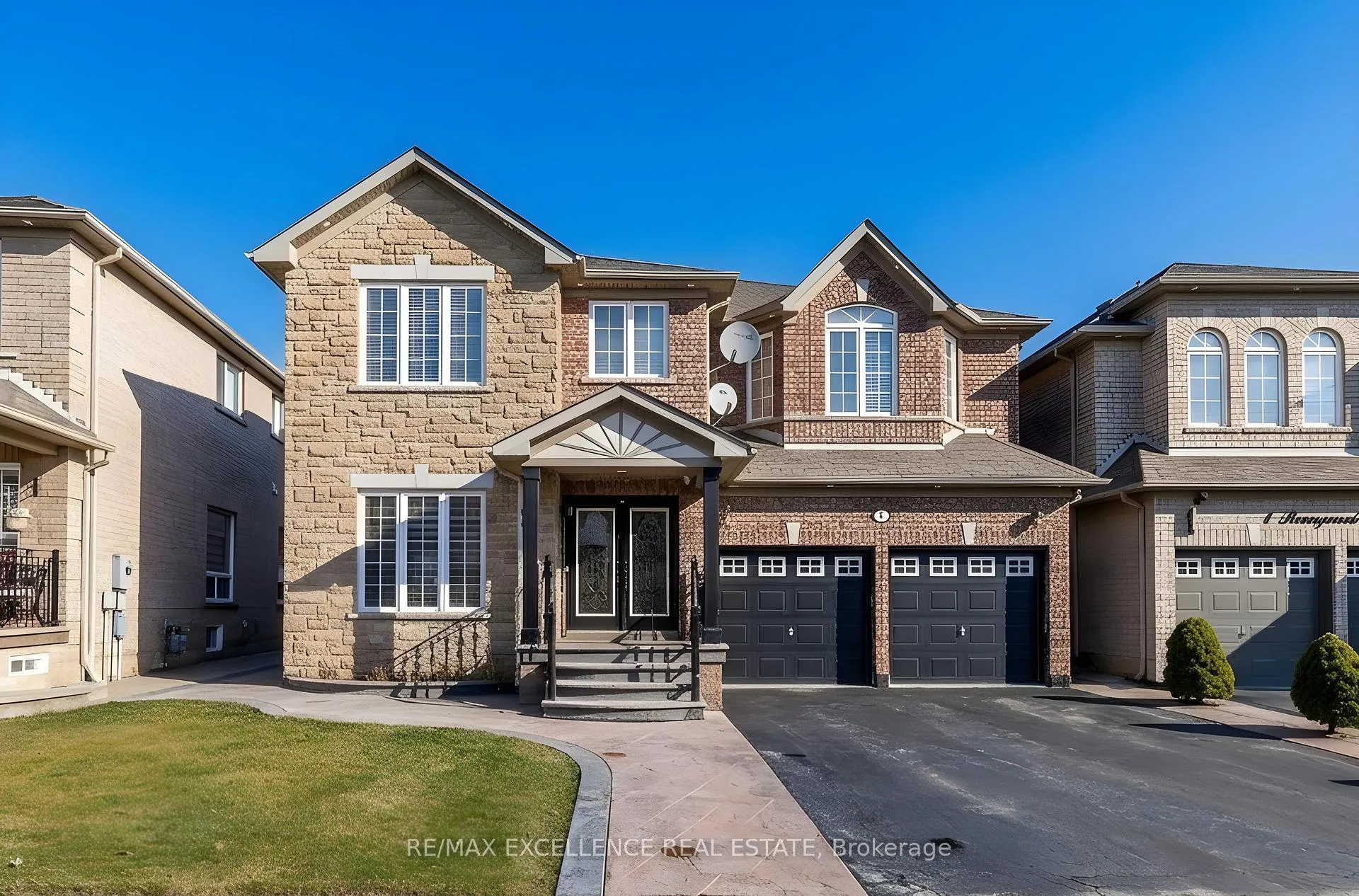 Photo 1 of 6 Runnymede Crescent, Brampton, Sandringham-Wellington — HOMEH