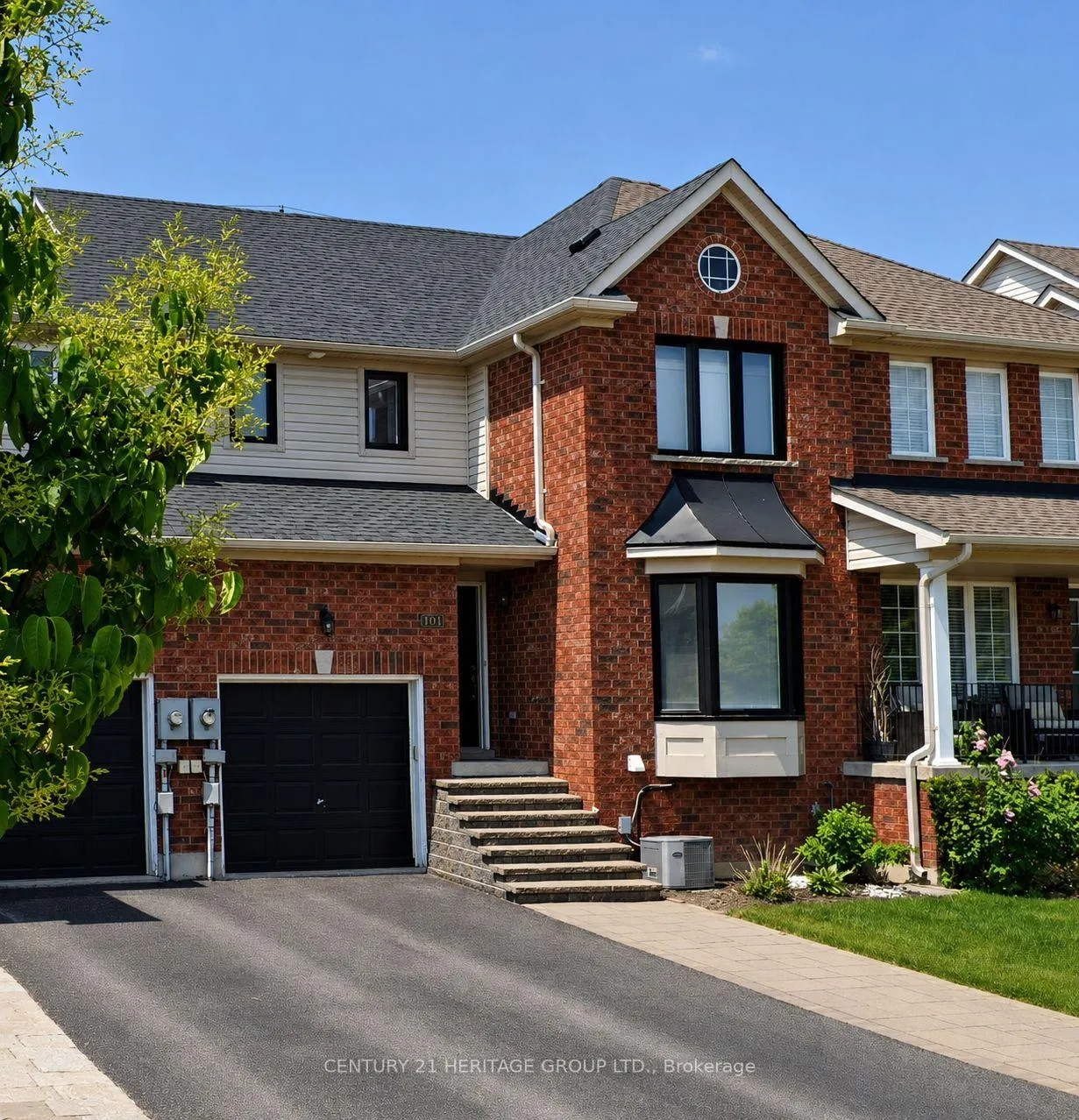 Photo 1 of 101 Bentley Crescent, Barrie, 400 West — HOMEH