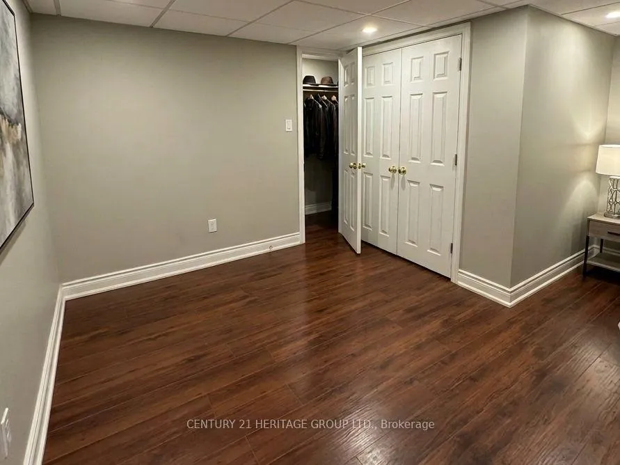Photo 12 of 101 Bentley Crescent, Barrie, 400 West — HOMEH